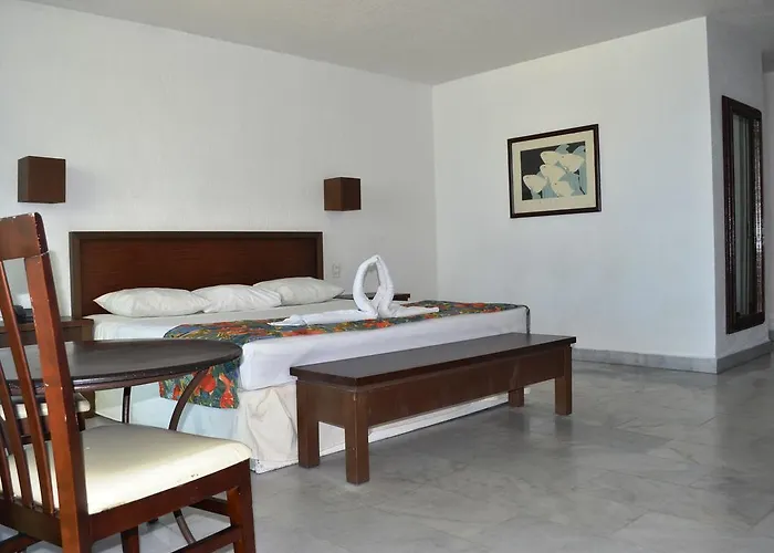 Acapulco Hotels With Pool